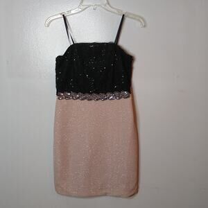 CITY TRIANGLES juniors size 7 two-tone beads and sequins embellished dress.